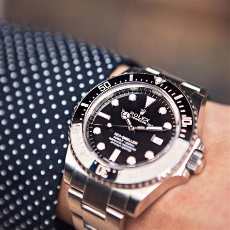 rolex sea dweller 4000 value|rolex sea dweller price guide.